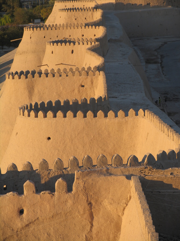 Murailles, le soir venu
